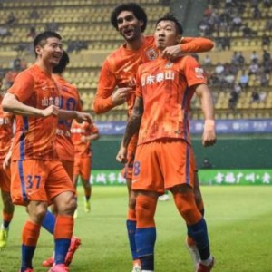 足球-【中超】徐新郭田雨破门费莱尼双响 泰山4比2深足